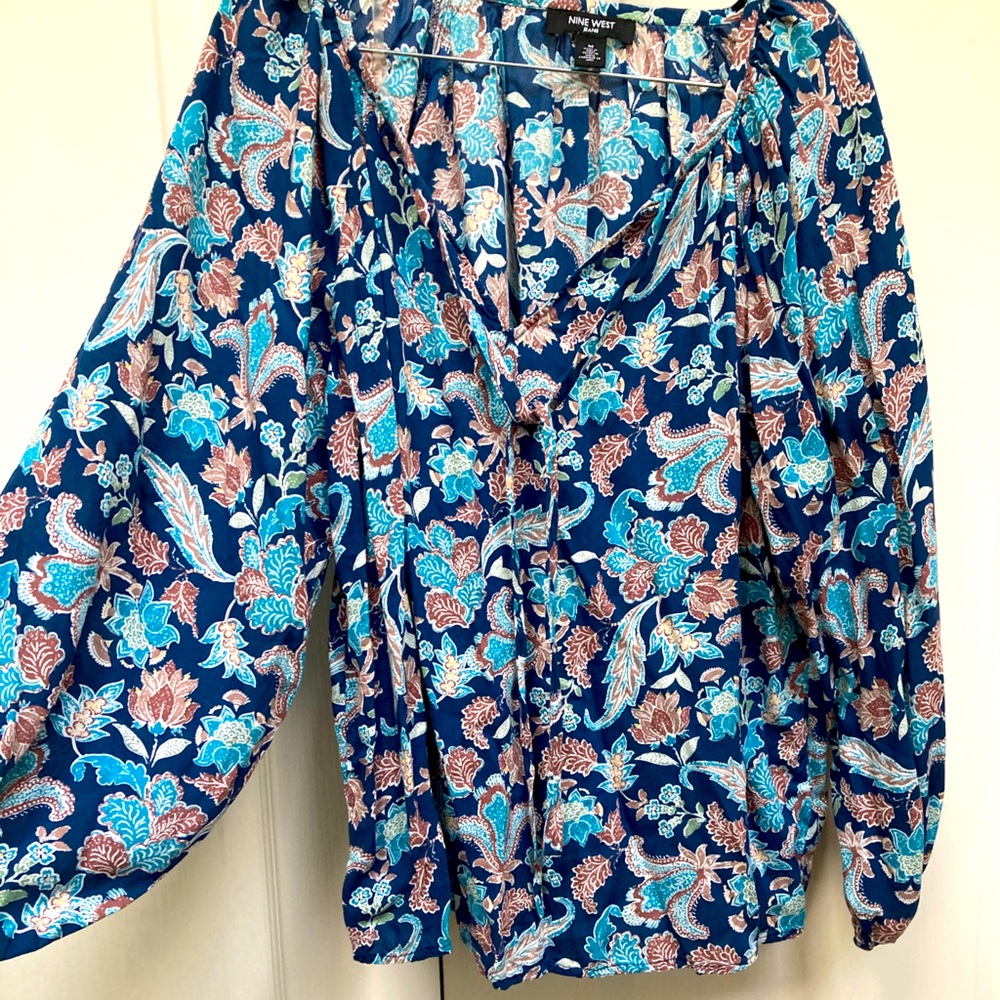 Long sleeved blouse
